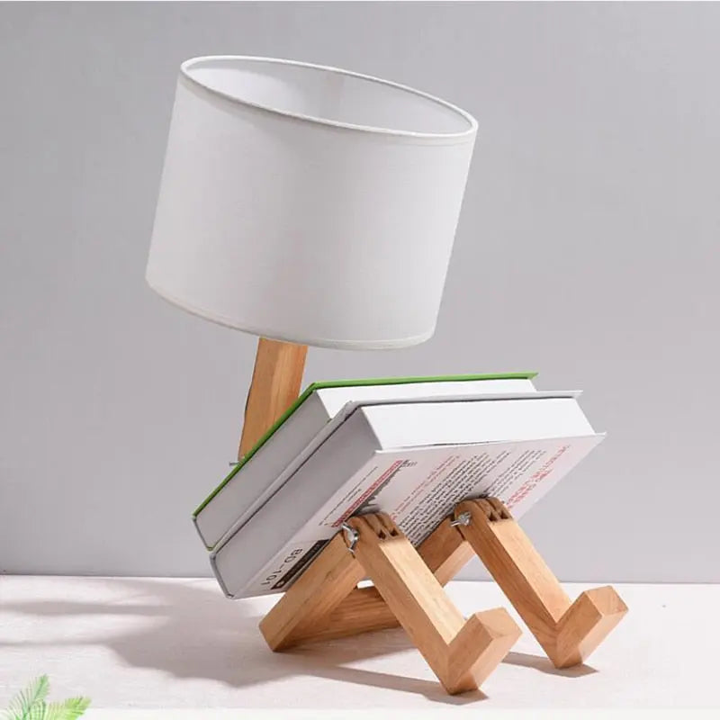 Lampe de table en bois en forme de robot pour bureau et intérieur Industris.fr