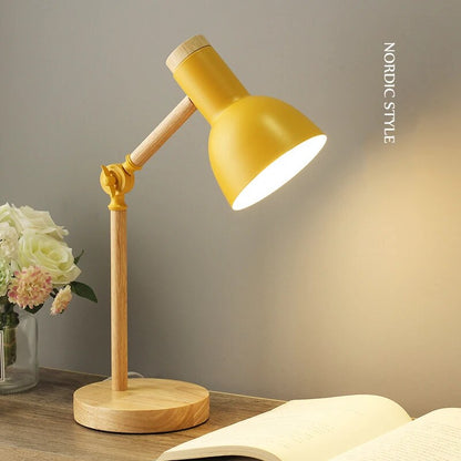 Lampe de Bureau Nordique Simple en Bois - Lampes de Table Créative